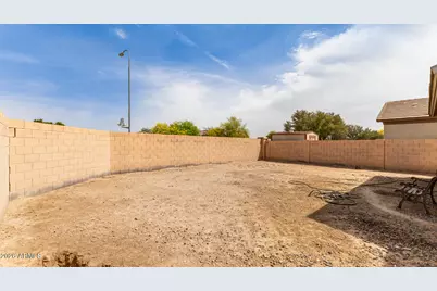 3720 W Glass Lane, Phoenix, AZ 85041 - Photo 11