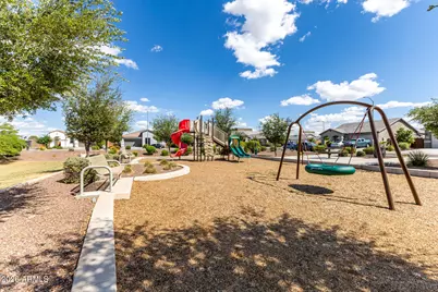 8429 W Windsor Boulevard, Glendale, AZ 85305 - Photo 31