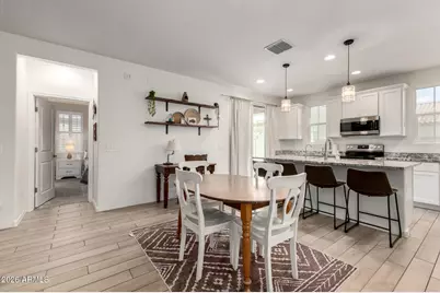 8429 W Windsor Boulevard, Glendale, AZ 85305 - Photo 7