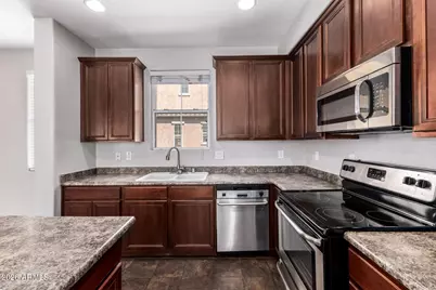 2026 N 78th Glen, Phoenix, AZ 85035 - Photo 15