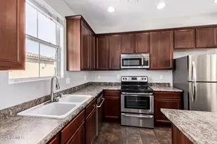 2026 N 78th Glen, Phoenix, AZ 85035 - Photo 13