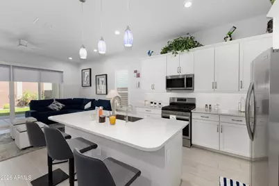 10240 W Lone Cactus Drive, Peoria, AZ 85382 - Photo 3