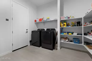 10240 W Lone Cactus Dr, Peoria, AZ 85382 - Photo 31