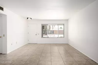 11062 W Edgewood Drive, Sun City, AZ 85351 - Photo 5