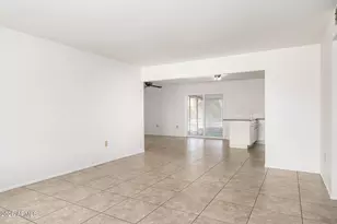 11062 W Edgewood Dr, Sun City, AZ 85351 - Photo 3