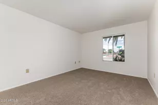 11062 W Edgewood Dr, Sun City, AZ 85351 - Photo 19