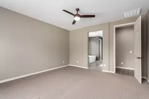 27025 N 69th Ln, Peoria, AZ 85383 - Photo 9