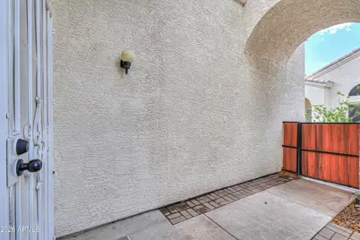 2100 W Lemon Tree Place #3, Chandler, AZ 85224 - Photo 5