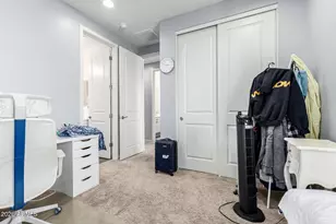 3557 E Tina Dr, Phoenix, AZ 85050 - Photo 27