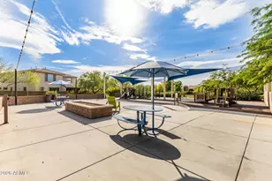 3557 E Tina Dr, Phoenix, AZ 85050 - Photo 41