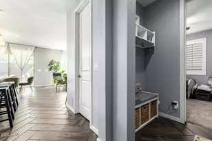 3557 E Tina Dr, Phoenix, AZ 85050 - Photo 11