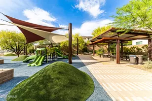 3557 E Tina Dr, Phoenix, AZ 85050 - Photo 37