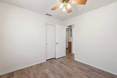 8621 W Shaw Butte Drive, Peoria, AZ 85345 - Photo 23