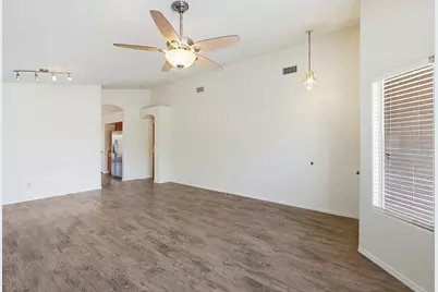 8621 W Shaw Butte Drive, Peoria, AZ 85345 - Photo 5