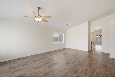 8621 W Shaw Butte Drive, Peoria, AZ 85345 - Photo 7