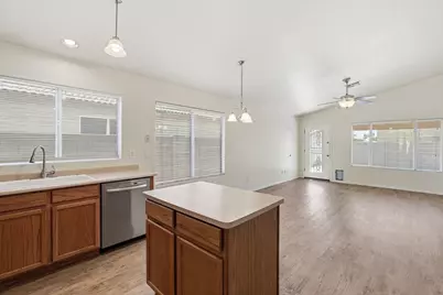 8621 W Shaw Butte Drive, Peoria, AZ 85345 - Photo 15