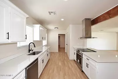 2002 W Turney Avenue, Phoenix, AZ 85015 - Photo 15