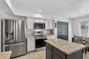 4719 E Rockledge Rd, Phoenix, AZ 85044 - Photo 19