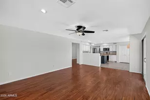 4719 E Rockledge Rd, Phoenix, AZ 85044 - Photo 13