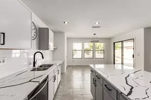 3216 W Molly Ln, Phoenix, AZ 85083 - Photo 17