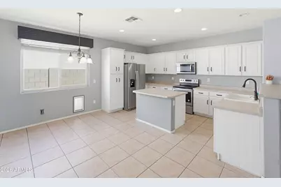 5084 S Stonecreek Boulevard, Gilbert, AZ 85298 - Photo 7