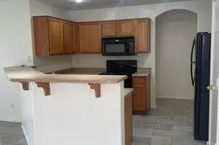 1333 S 220th Dr, Buckeye, AZ 85326 - Photo 9