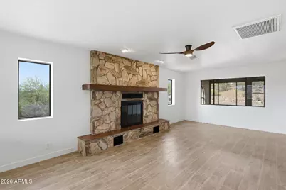 50824 N 296th Avenue, Wickenburg, AZ 85390 - Photo 9