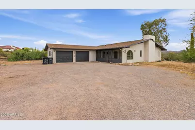 50824 N 296th Avenue, Wickenburg, AZ 85390 - Photo 3