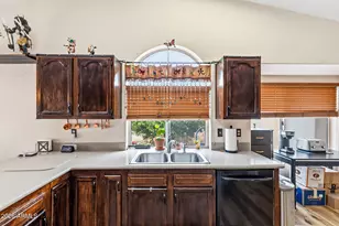 4433 E Yawepe St, Phoenix, AZ 85044 - Photo 7