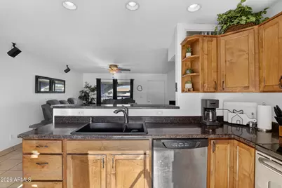 1859 E Farmdale Avenue, Mesa, AZ 85204 - Photo 5