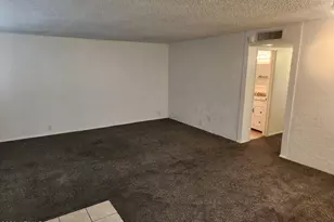 3230 E Pinchot Ave, Phoenix, AZ 85018 - Photo 13