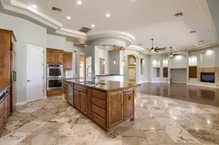 2726 E Via Del Arboles St, Gilbert, AZ 85298 - Photo 11