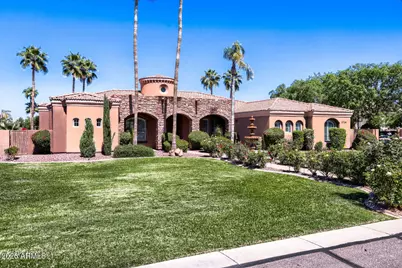 2726 E Via Del Arboles Street, Gilbert, AZ 85298 - Photo 3