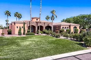 2726 E Via Del Arboles St, Gilbert, AZ 85298 - Photo 3