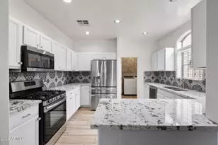 608 W Gary Way, Phoenix, AZ 85041 - Photo 3