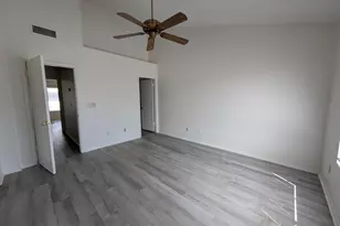 7801 N 44th Dr, Glendale, AZ 85301 - Photo 11