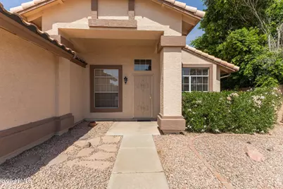 446 W Mendoza Circle, Mesa, AZ 85210 - Photo 3