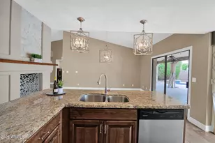 10570 E San Salvador Dr, Scottsdale, AZ 85258 - Photo 21