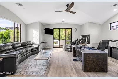 4725 N Launfal Avenue, Phoenix, AZ 85018 - Photo 35