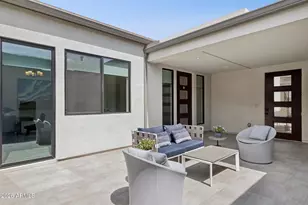 9708 S 7th Pl, Phoenix, AZ 85042 - Photo 9