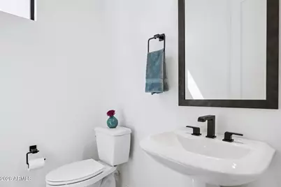 9708 S 7th Place, Phoenix, AZ 85042 - Photo 27