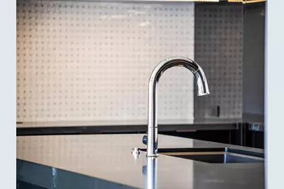 6587 N Palmeraie Boulevard #Unit 2003, Paradise Valley, AZ 85253 - Photo 9