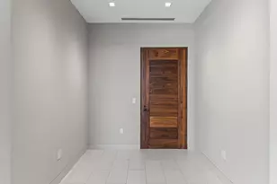 6587 N Palmeraie Blvd, Paradise Valley, AZ 85253 - Photo 5