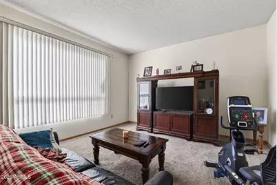 11034 W Crestbrook Drive, Sun City, AZ 85351 - Photo 5