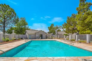 860 N McQueen Rd, Chandler, AZ 85225 - Photo 23