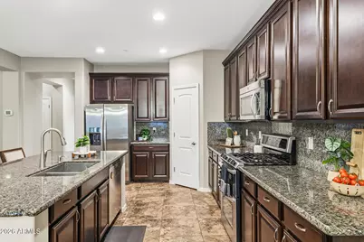 13392 W Creosote Drive, Peoria, AZ 85383 - Photo 15