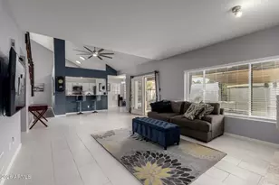 3533 E Saltsage Dr, Phoenix, AZ 85048 - Photo 7