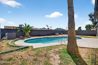 8531 W Vale Drive, Phoenix, AZ 85037 - Photo 9