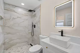 8531 W Vale Dr, Phoenix, AZ 85037 - Photo 21