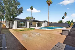 8531 W Vale Dr, Phoenix, AZ 85037 - Photo 13